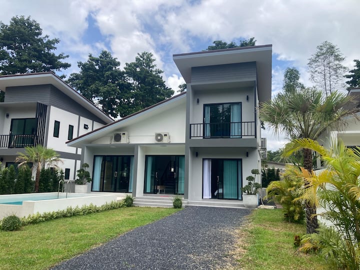 Baan Noen Khao Spacious 3 Br Private Pool Villa - Ko Phangan