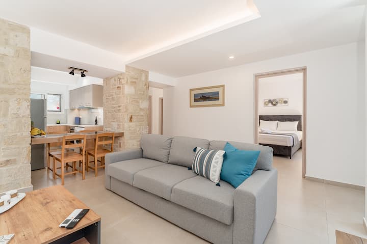 Two-bedroom Apartment With Private Terrace - Agios Nikolaos