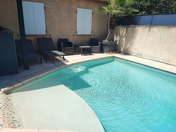 Cosy Et Privatif Proche Parcs D'attraction - Monteux