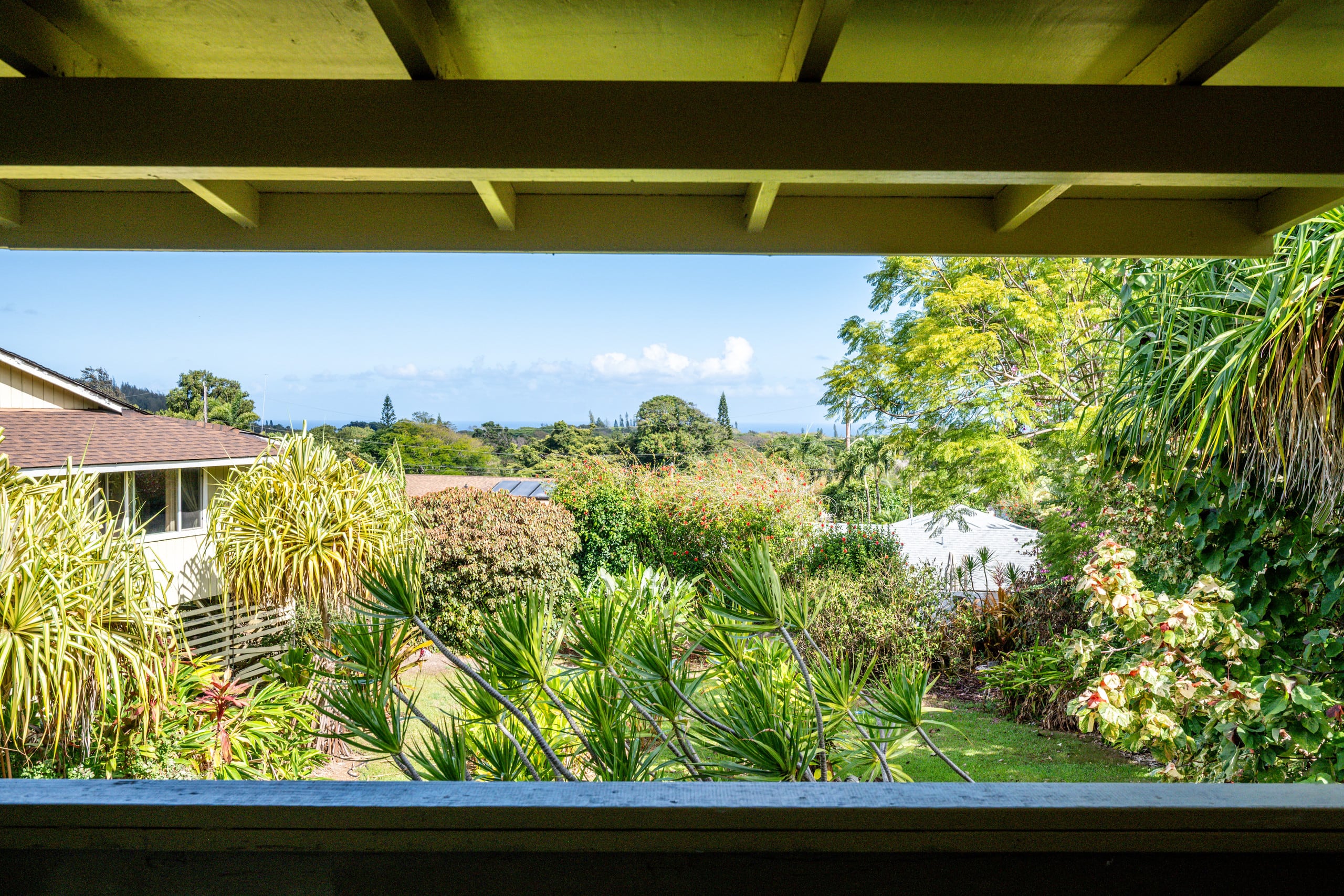 3/2 Ocean View 2300sf Vacation Home AC - Photo 35
