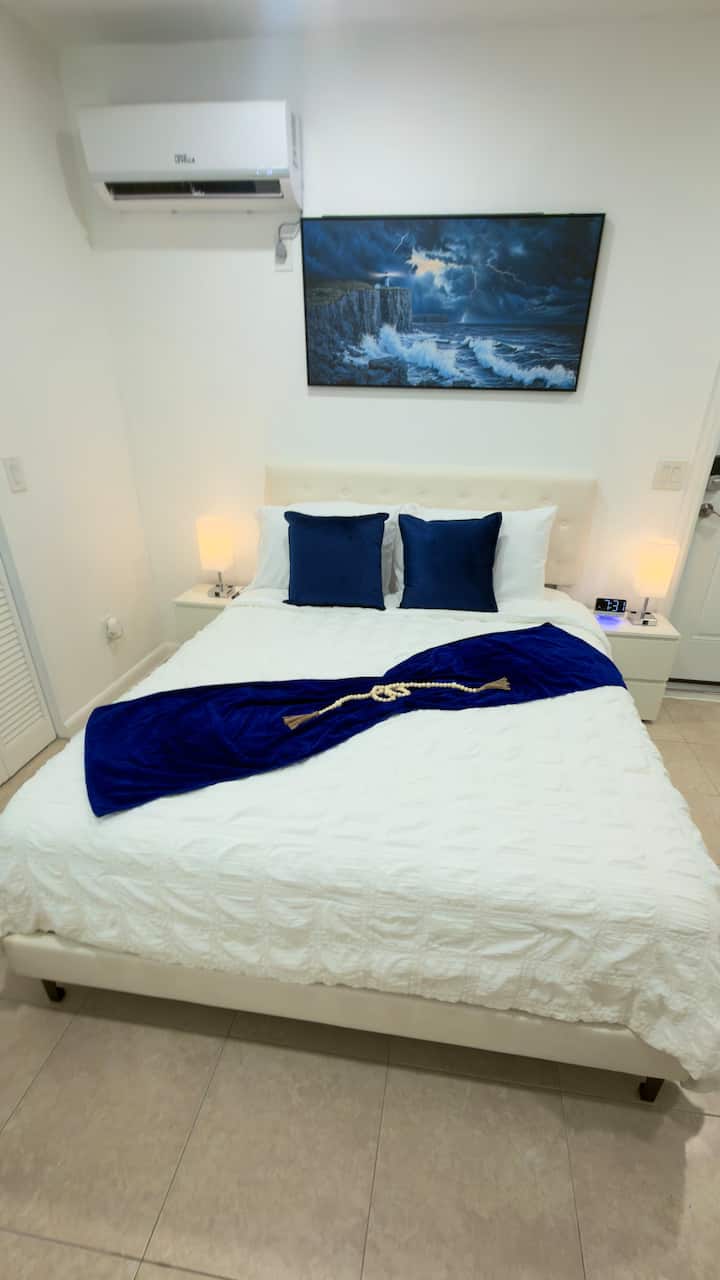 Estudio Privado Y Acogedor Cerca Del Aeropuerto. - West Palm Beach, FL