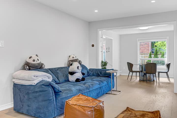 Aurora 3br With Backyard | 5 Parking Spaces & Bbq - Newmarket