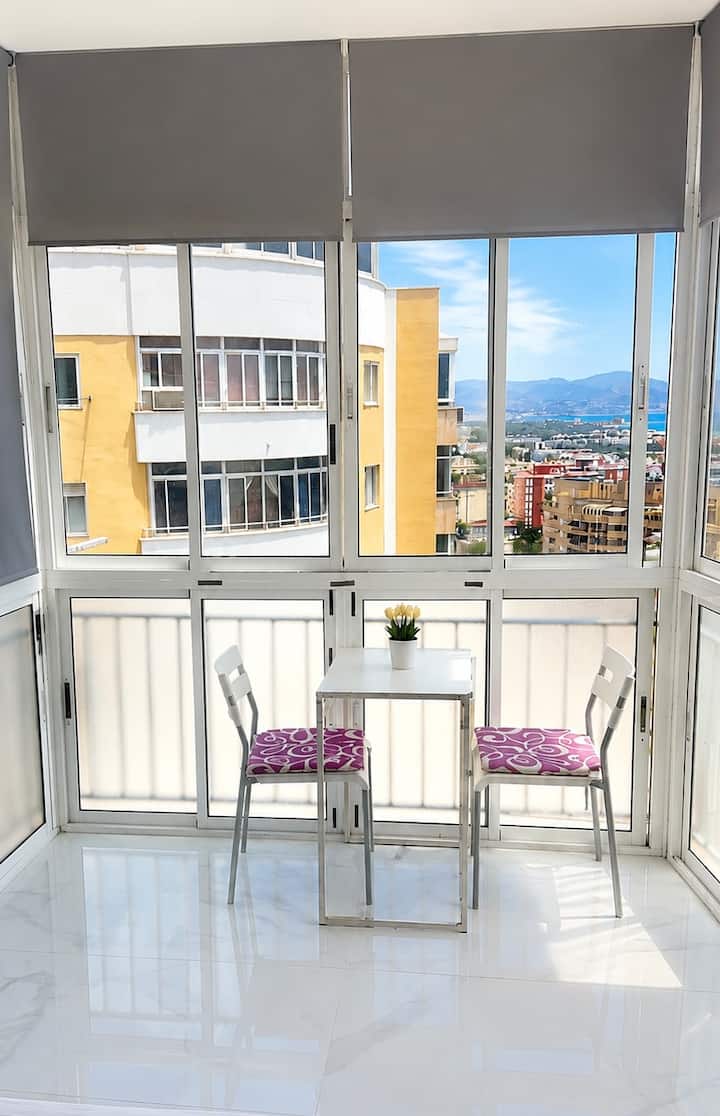 A Pasos De La Playa Con Vistas Al Mar - Benalmádena