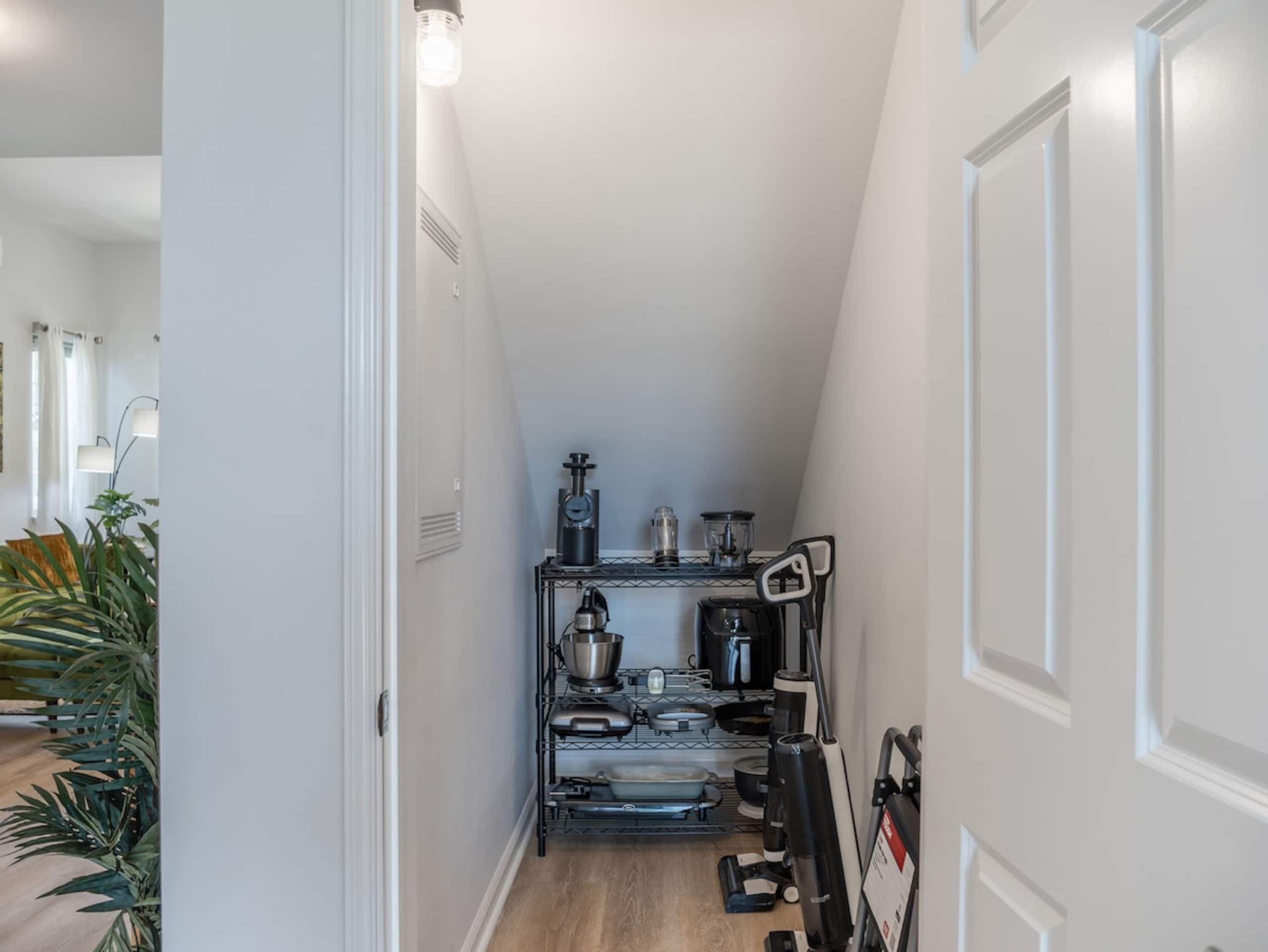 Hawaii Hideout - Top 1% (3 bdr + private studio) - Photo 43