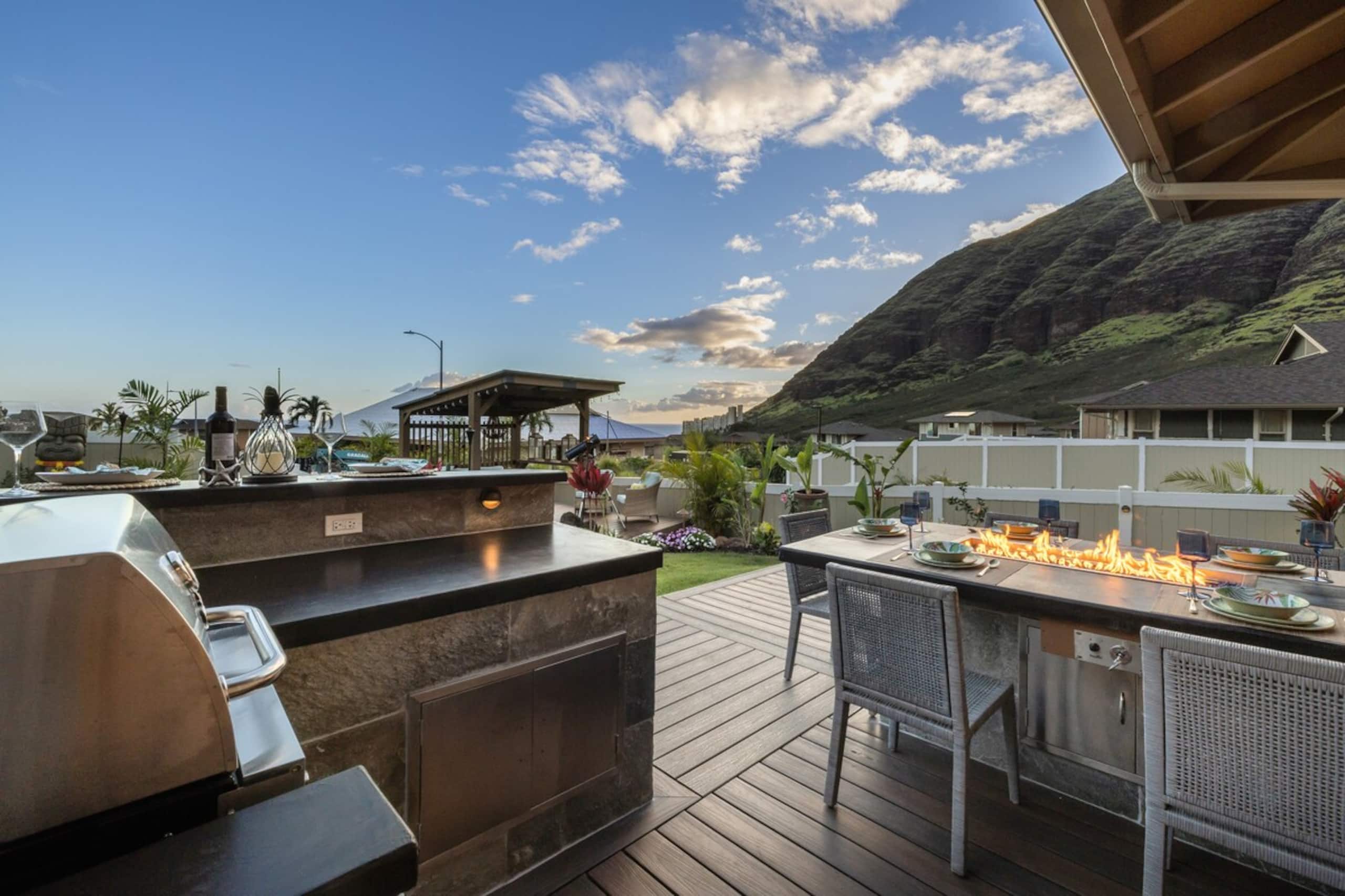 Hawaii Hideout - Top 1% (3 bdr + private studio) - Photo 186