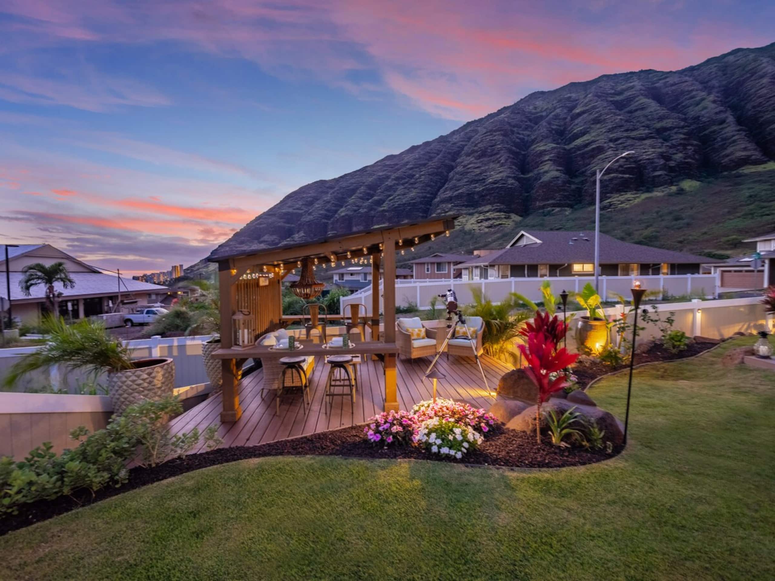 Hawaii Hideout - Top 1% (3 bdr + private studio) - Photo 142
