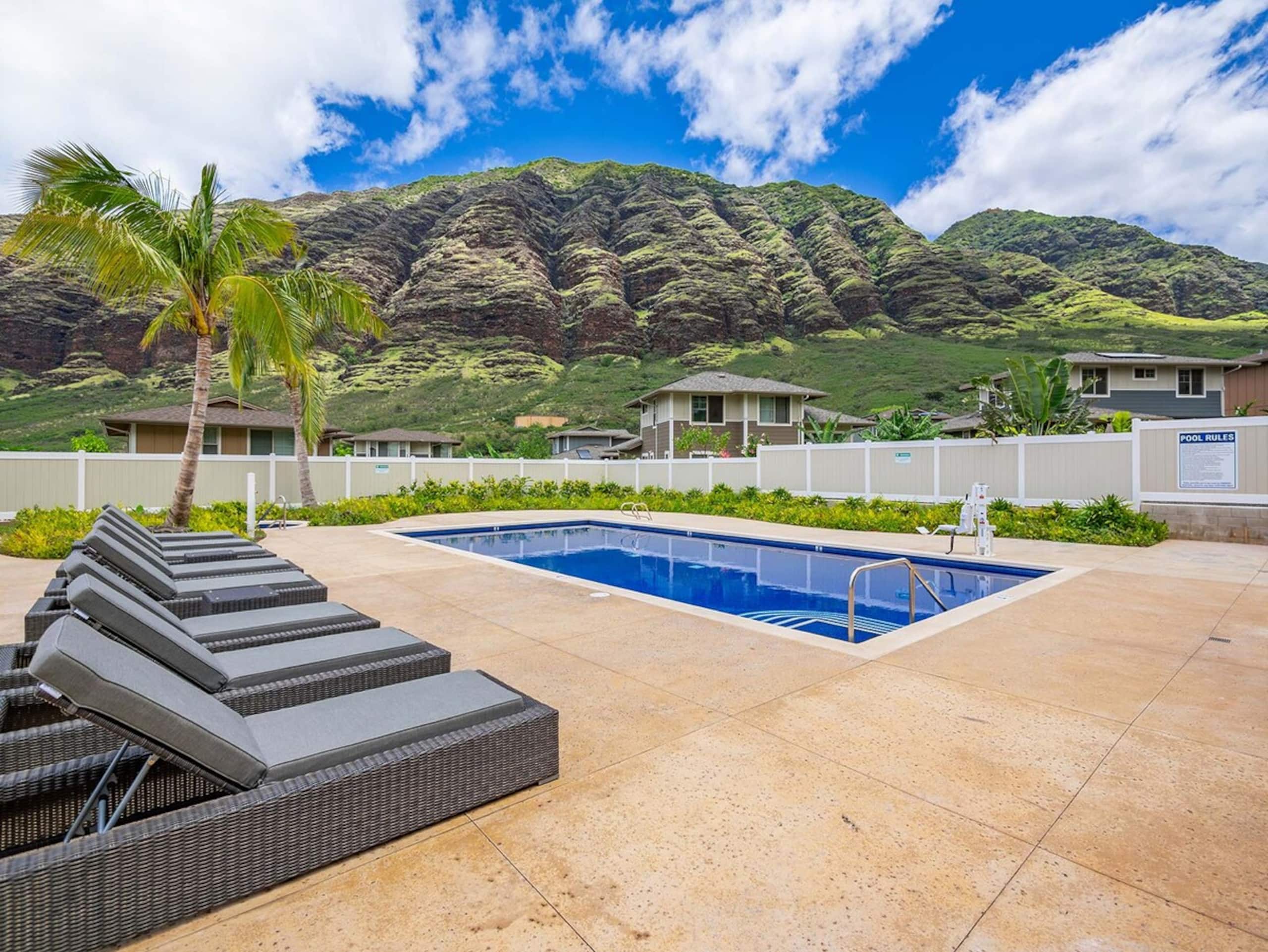 Hawaii Hideout - Top 1% (3 bdr + private studio) - Photo 229