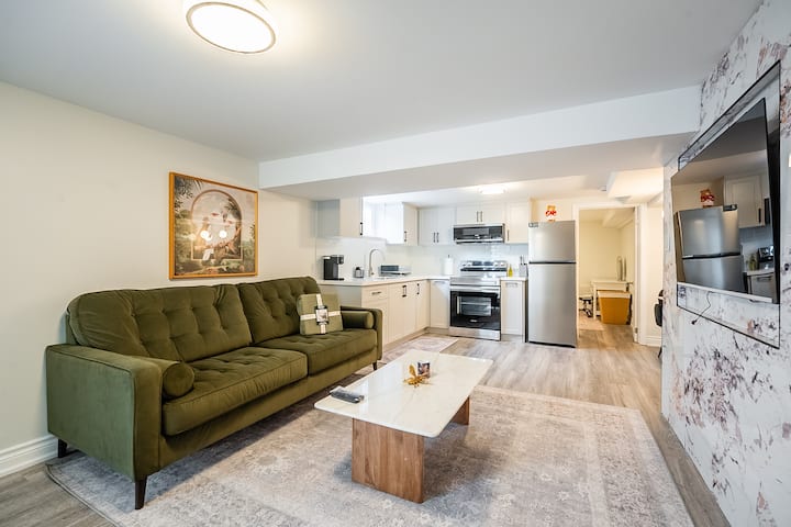Modern Stay-new Kitchen, Spacious Bedroom+fastwifi - Toronto