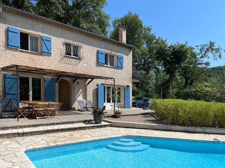 Sonniges Ferienhaus Für 8 - Pool Aussicht Parking - Vence