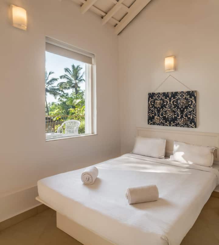 Bedroom 3 image 2