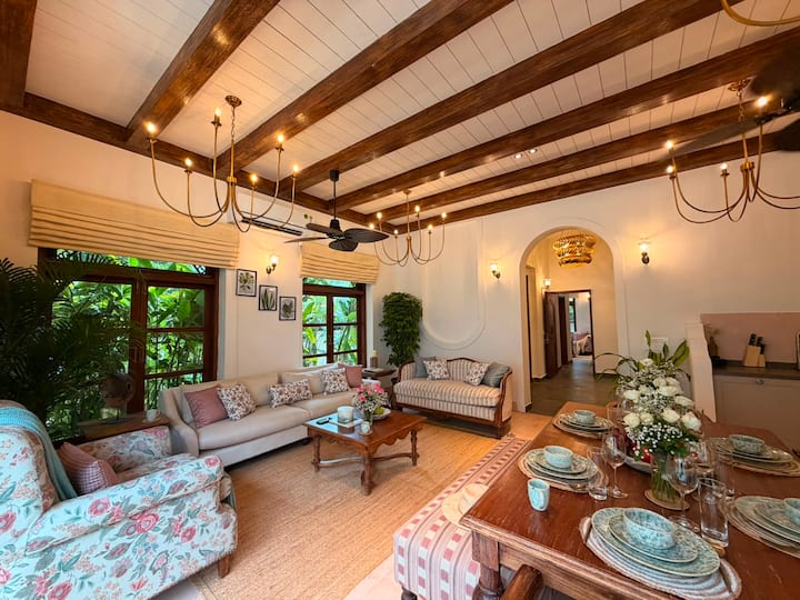 Living room image 3