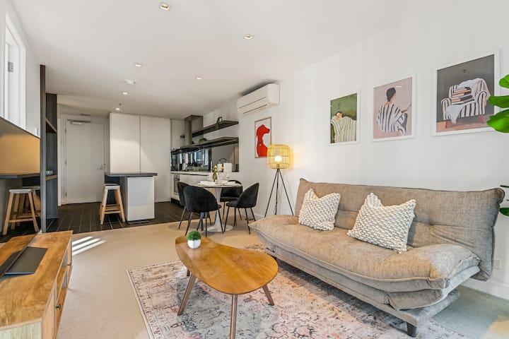 2br Marvel | Parking | Harbour Views | Pool+gym| 5 - Australia