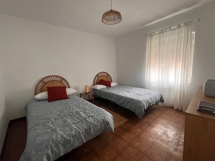 Dhomë gjumi 2