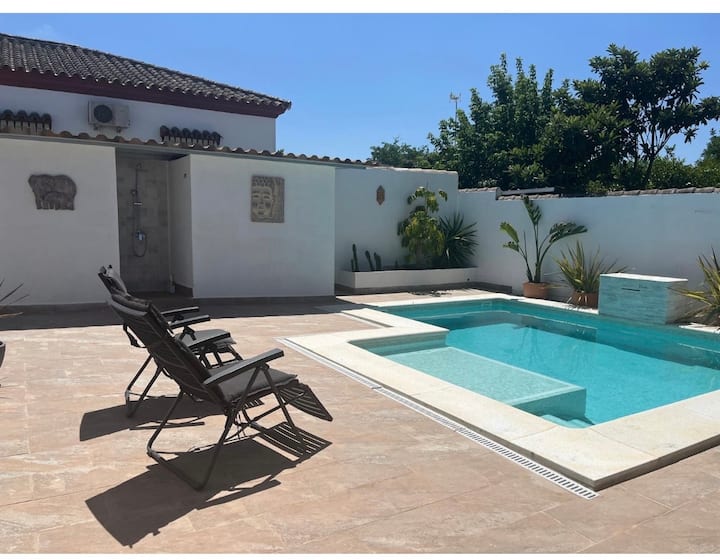 Chalet Con Piscina Cerca De La Playa La Barrosa. - Chiclana de la Frontera