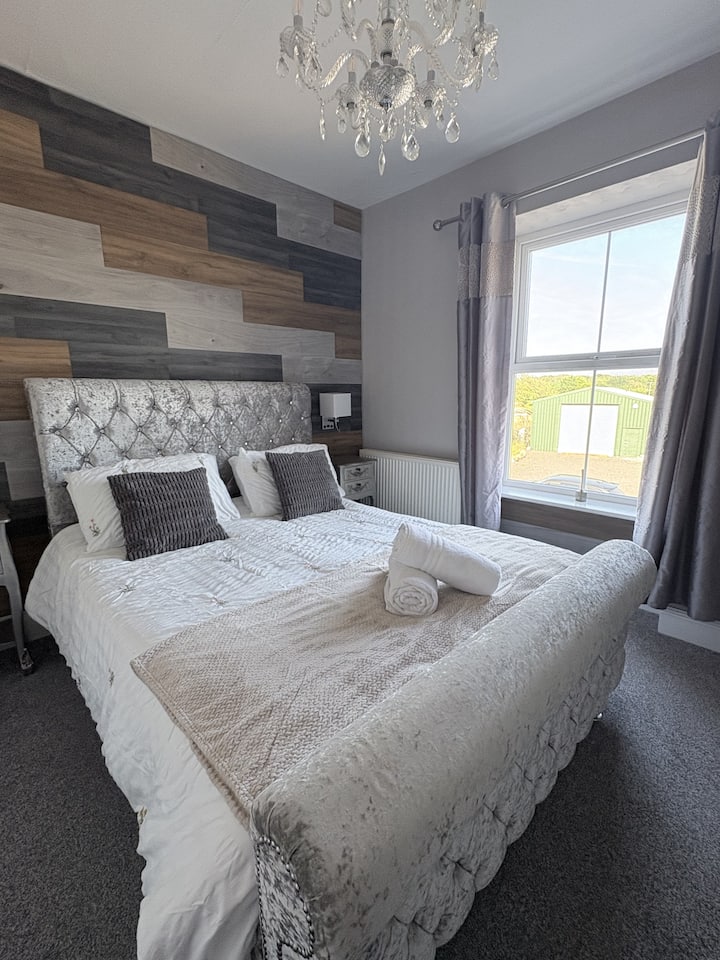 Double-confort-sdb Privée Avec Douche-vue Sur Mont - Caernarfon