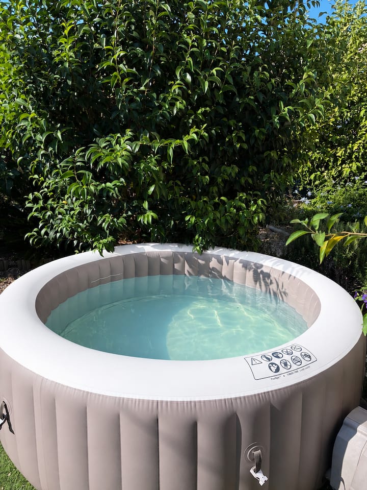 Chambre Cosy Avec Jacuzzi à Saint-raphaël - Fréjus