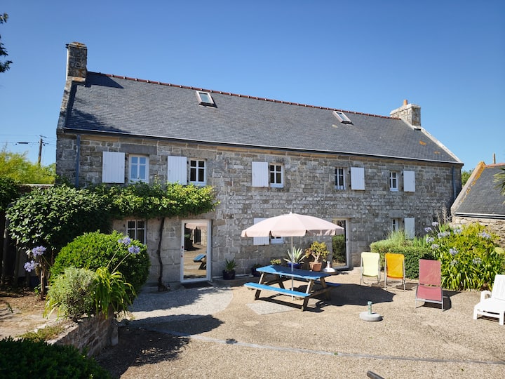 Authentique Maison Bretonne Vers La Pointe Du Raz - Île de Sein