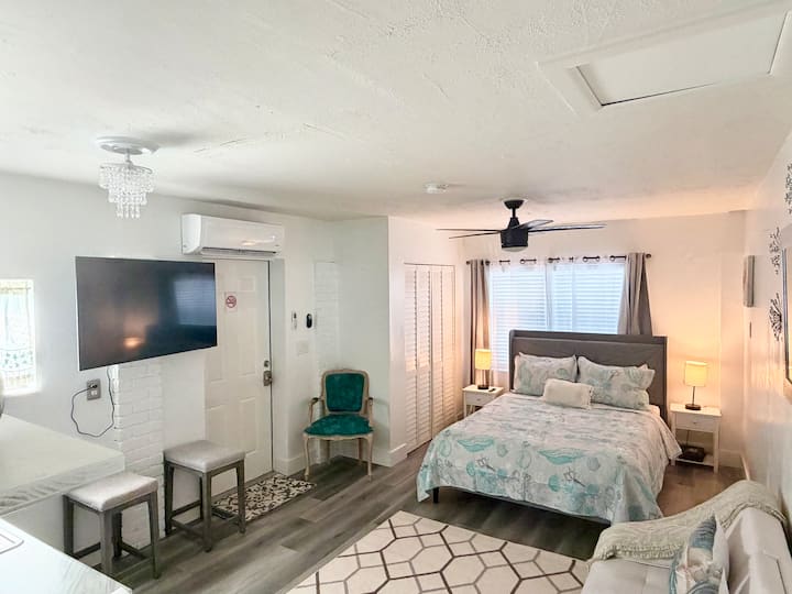 Coastal Cove Escape B - Juno Beach, FL