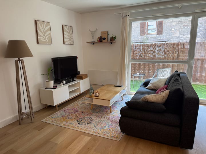 Appartement Cosy Avec Terrasse - Annecy
