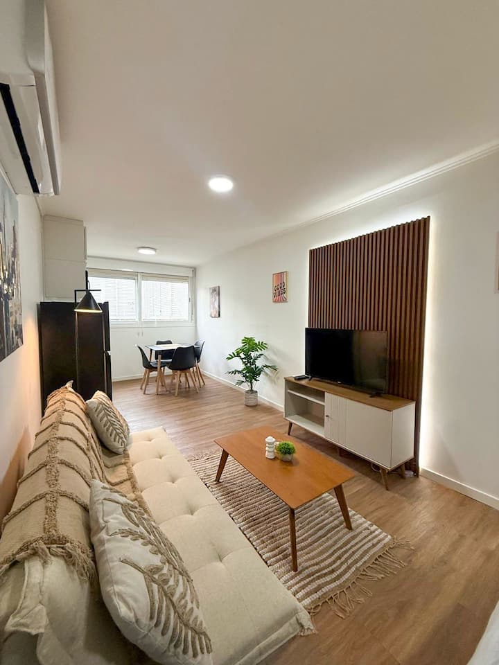 Moderno Monoambiente En Excelente Ubicación. - Montevideo