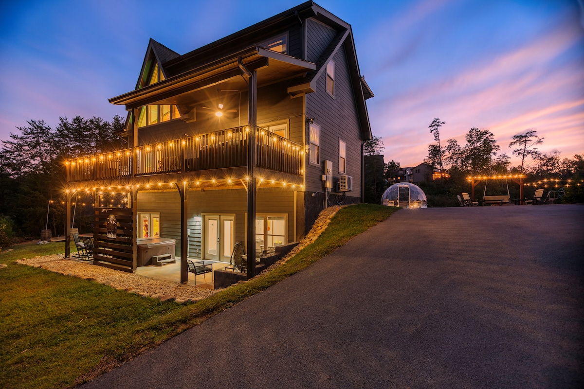 Family Fun • Indoor Pool • Hot Tub • Arcade - Cabins for Rent in ...