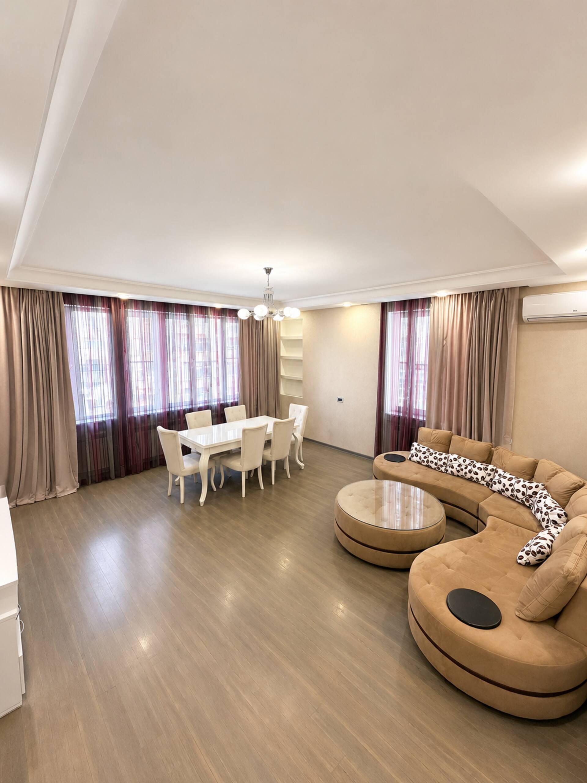 * Cozy Luxury Apartment in Baku