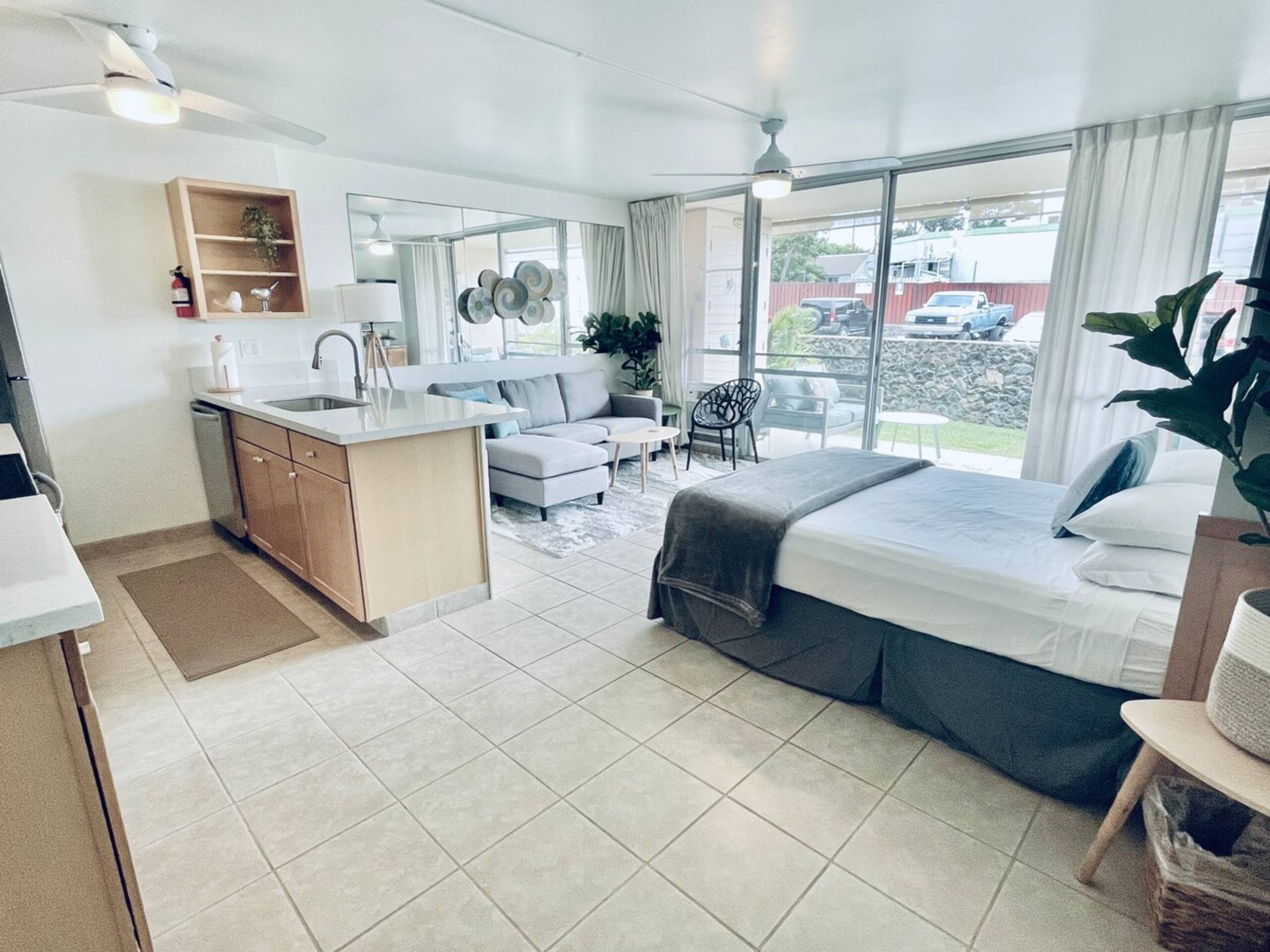 Next to Beach, Foods & Shops - Updated w/ View! - Photo 19