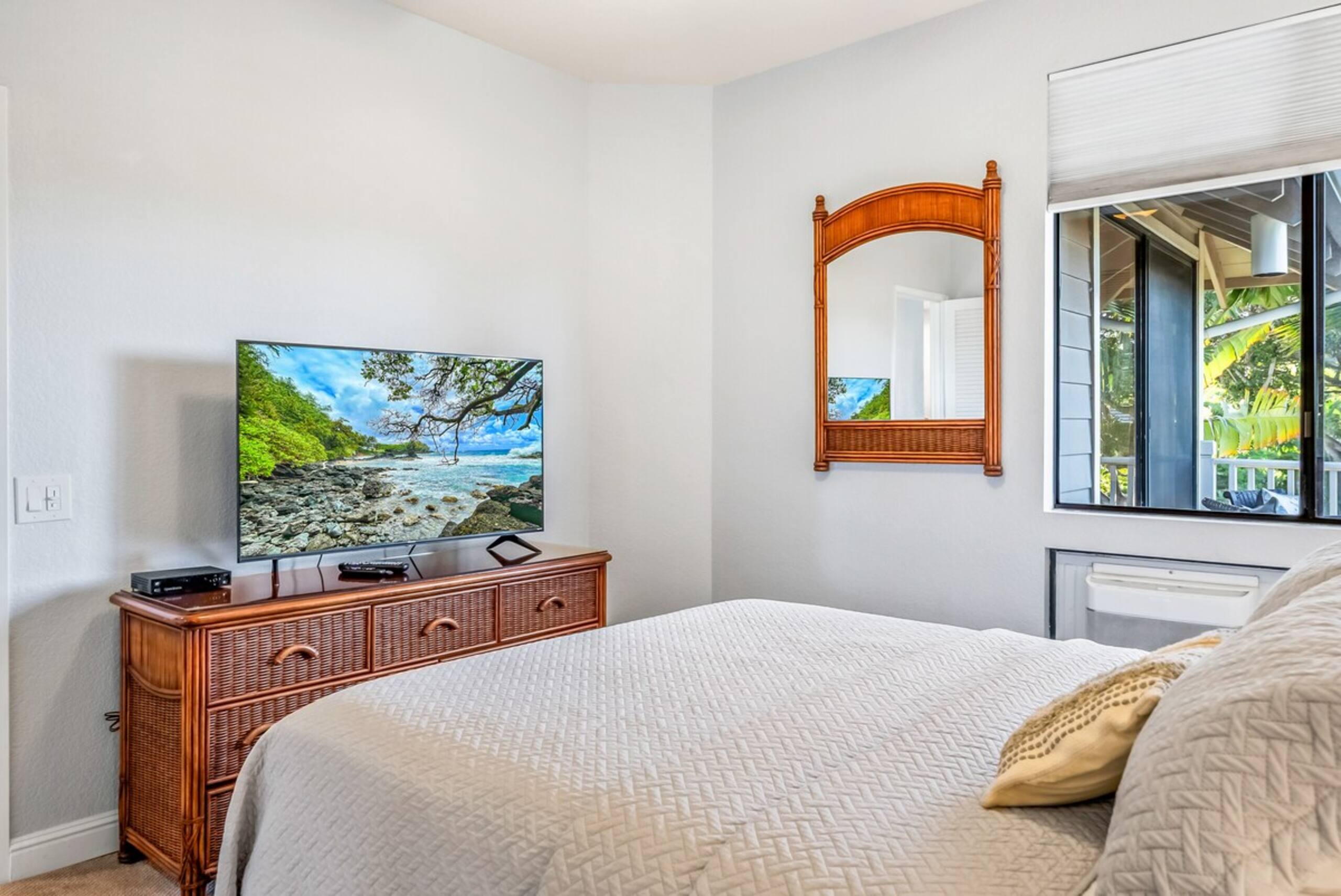 Updated-Sleeps 8-Well Equipped-Quiet Location-AC - Photo 26