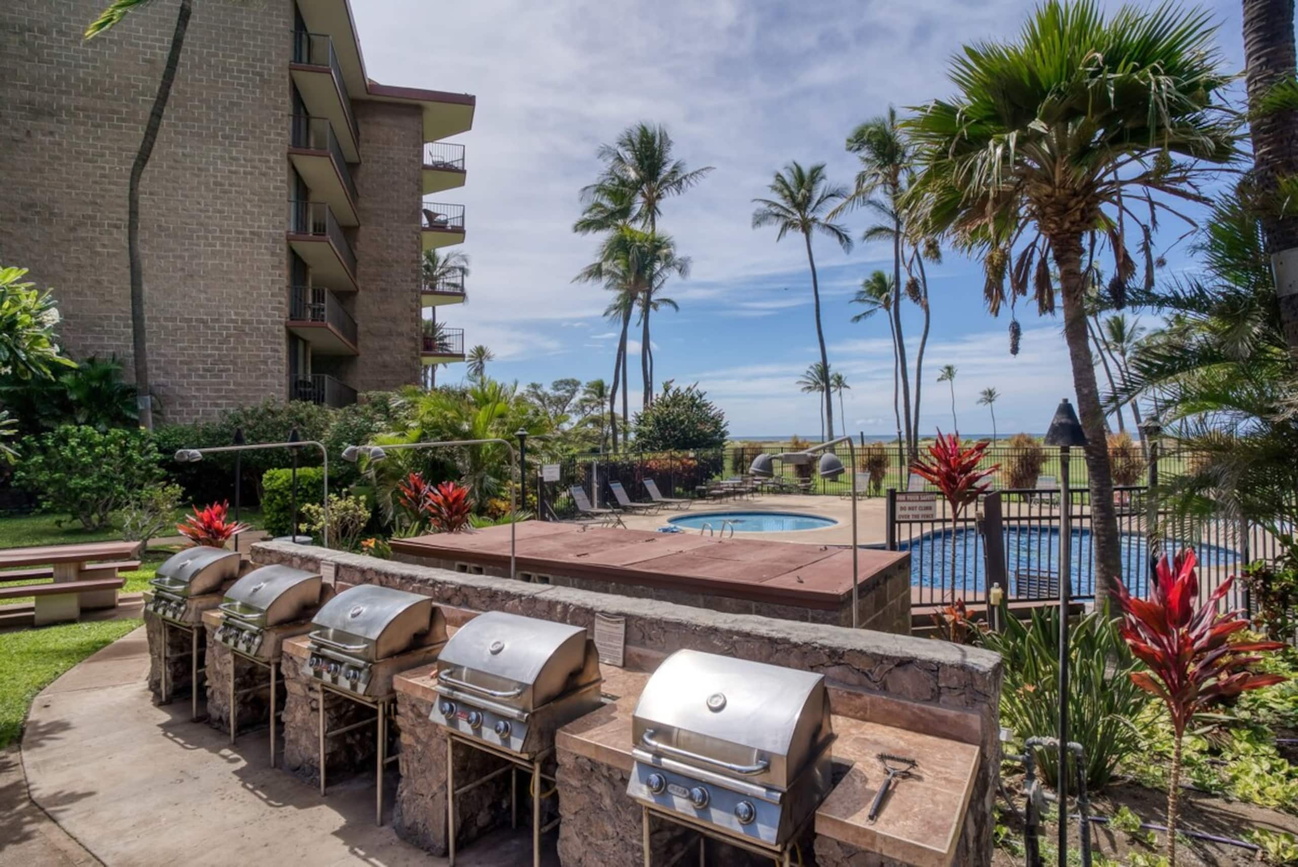 Sunny and Soothing Oceanfront Vistas - Photo 26