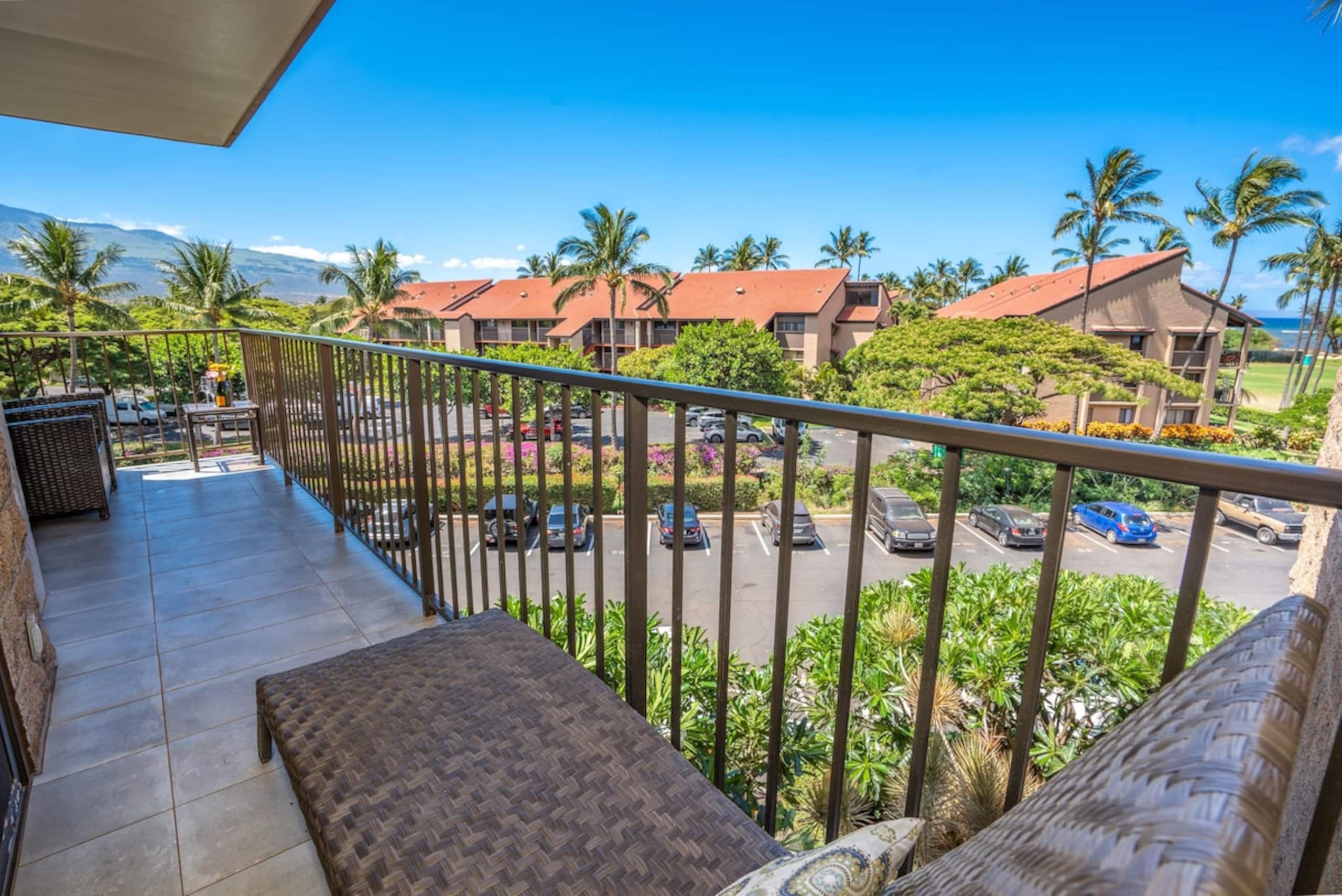 Sunny and Soothing Oceanfront Vistas - Photo 21