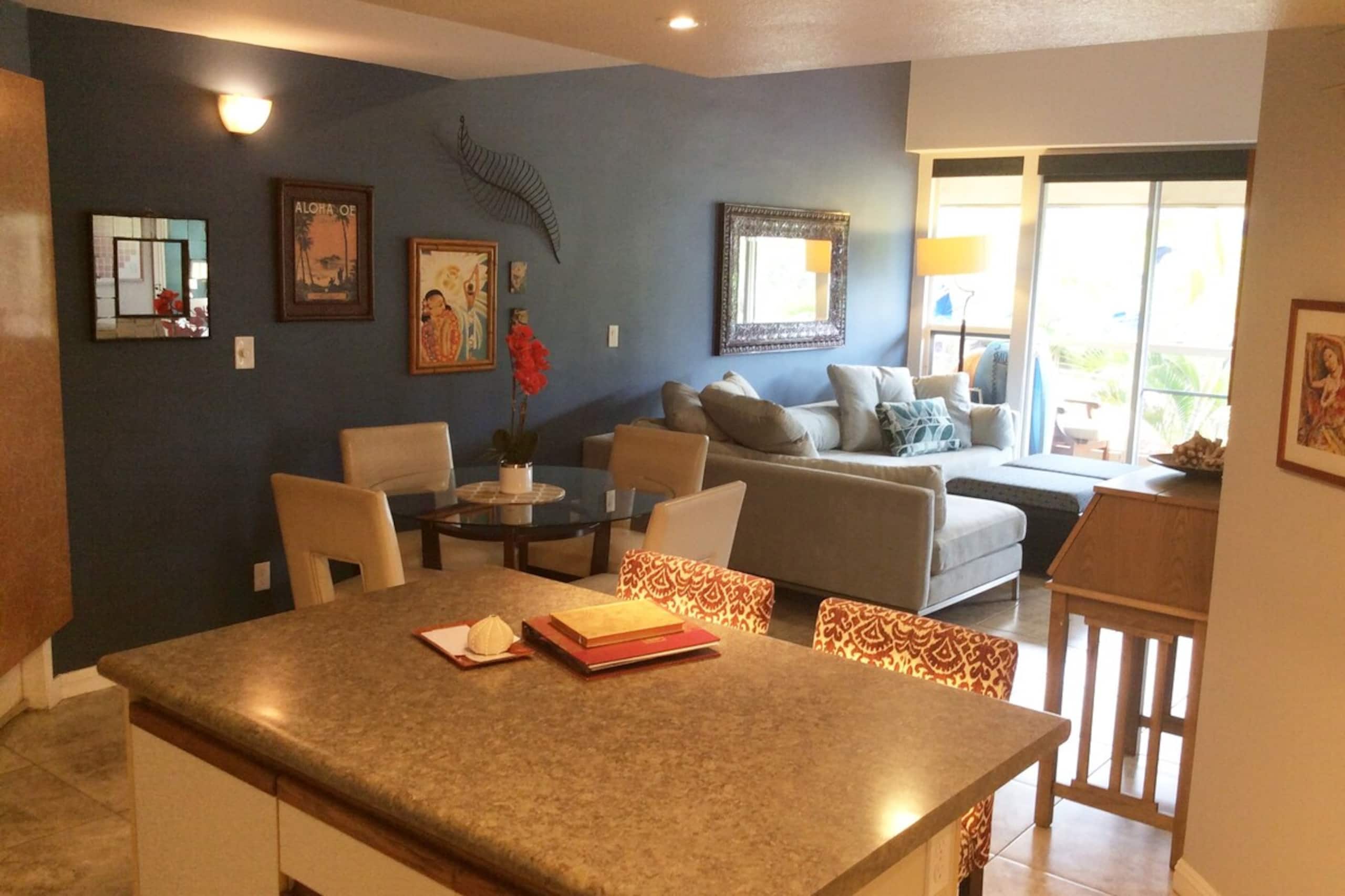 Spring Special / One Bedroom- Closest to beach! - Photo 11