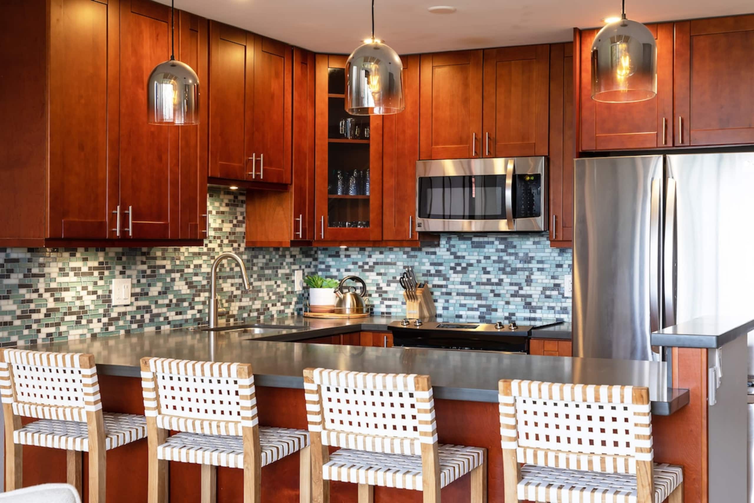 Large Modern 3 Bed/3 Bath Oceanfront Condo - Photo 8