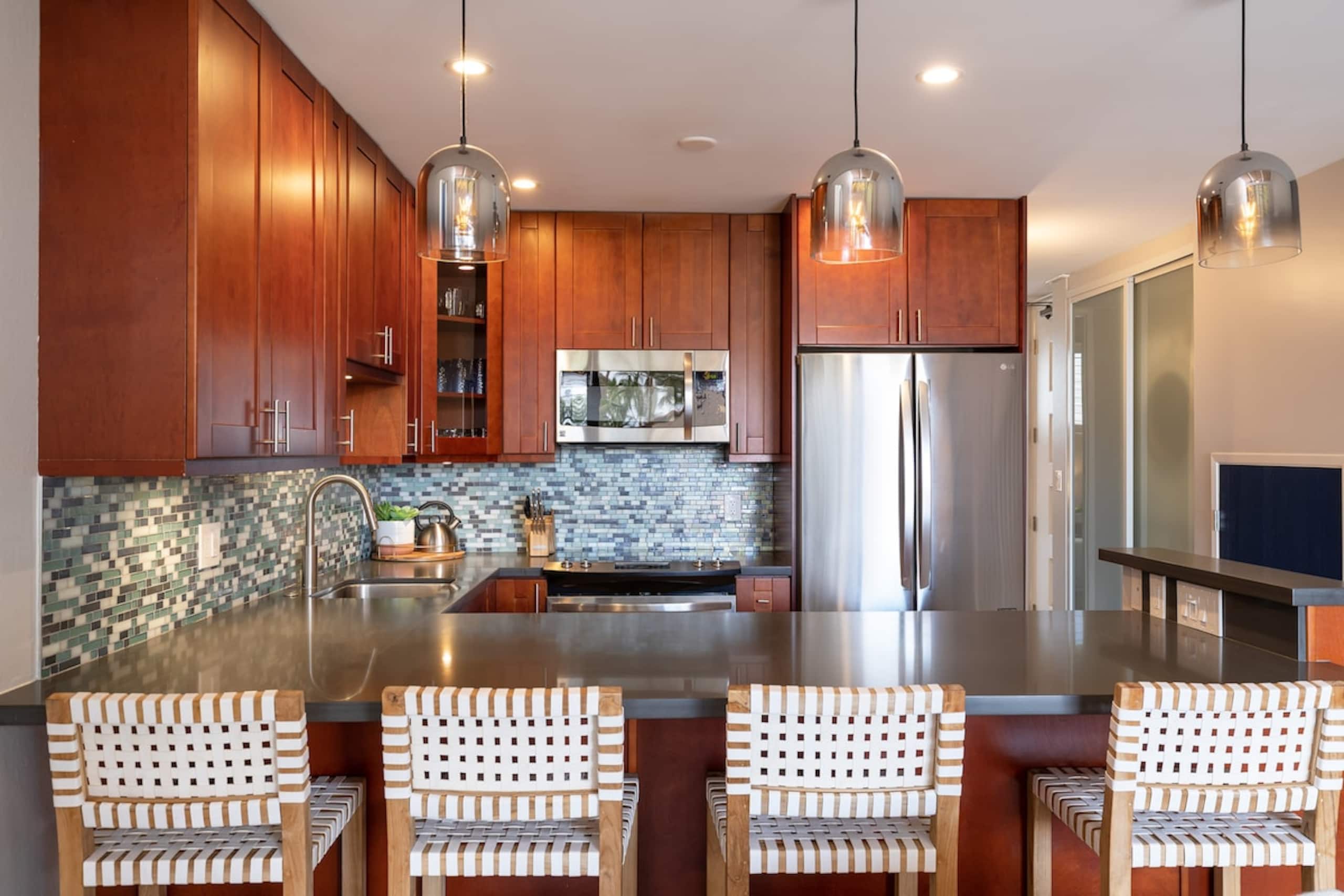Large Modern 3 Bed/3 Bath Oceanfront Condo - Photo 9