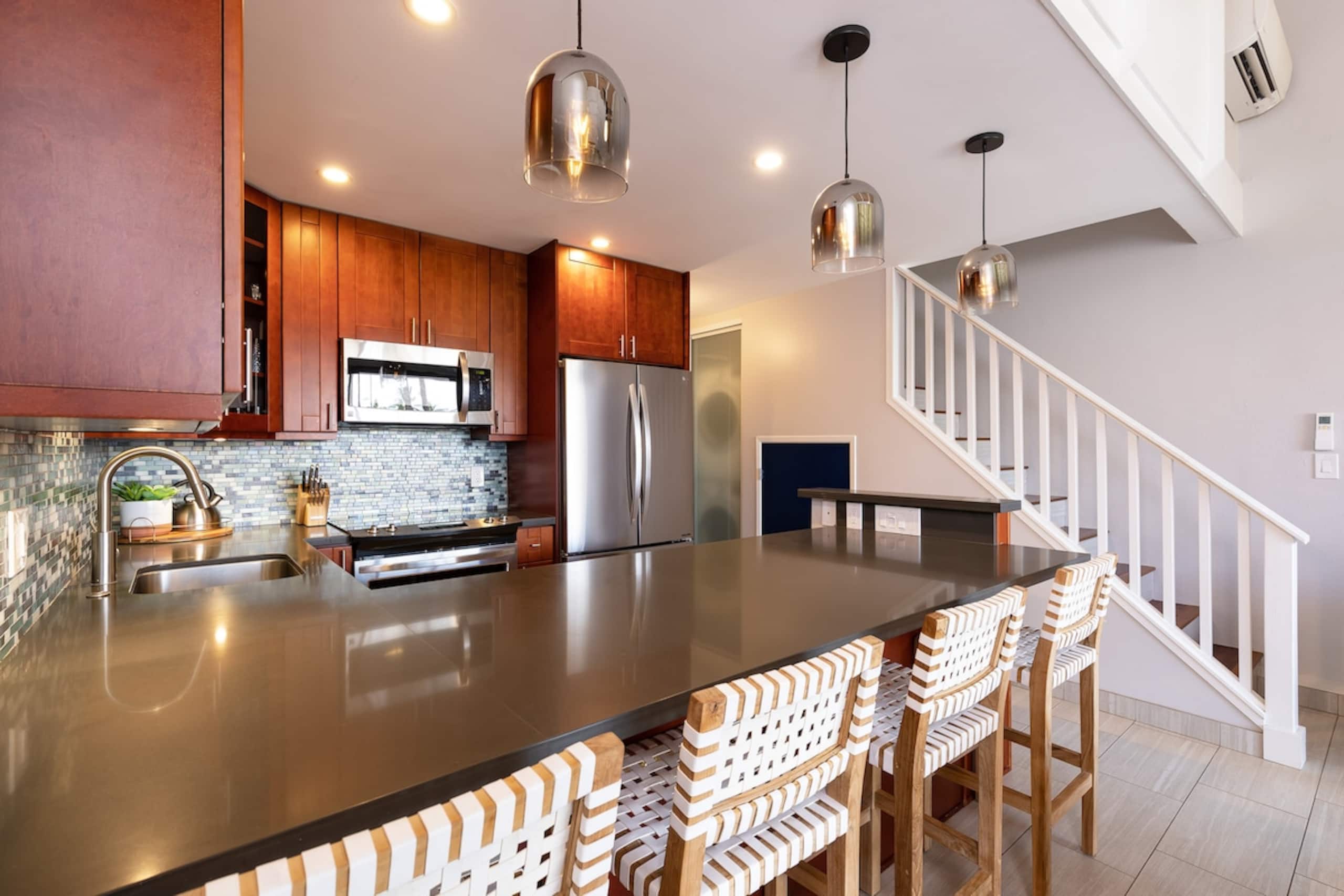 Large Modern 3 Bed/3 Bath Oceanfront Condo - Photo 10