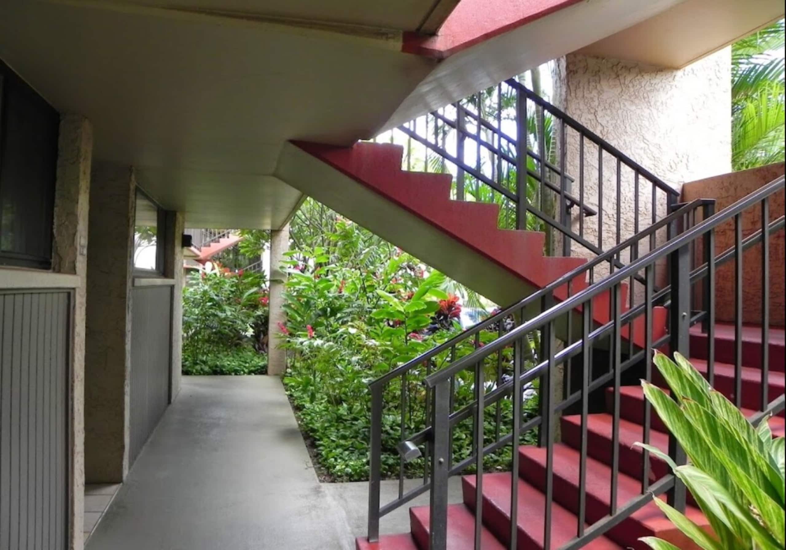 Large Modern 3 Bed/3 Bath Oceanfront Condo - Photo 35