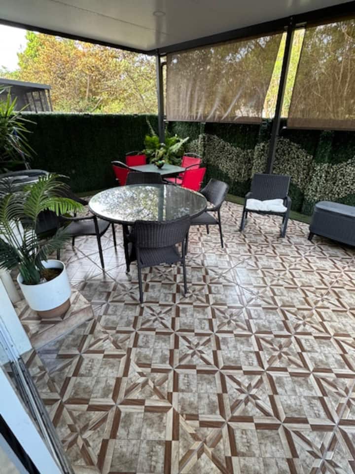 Spacious House Near Keys King Bed Free Parking - Homestead, FL