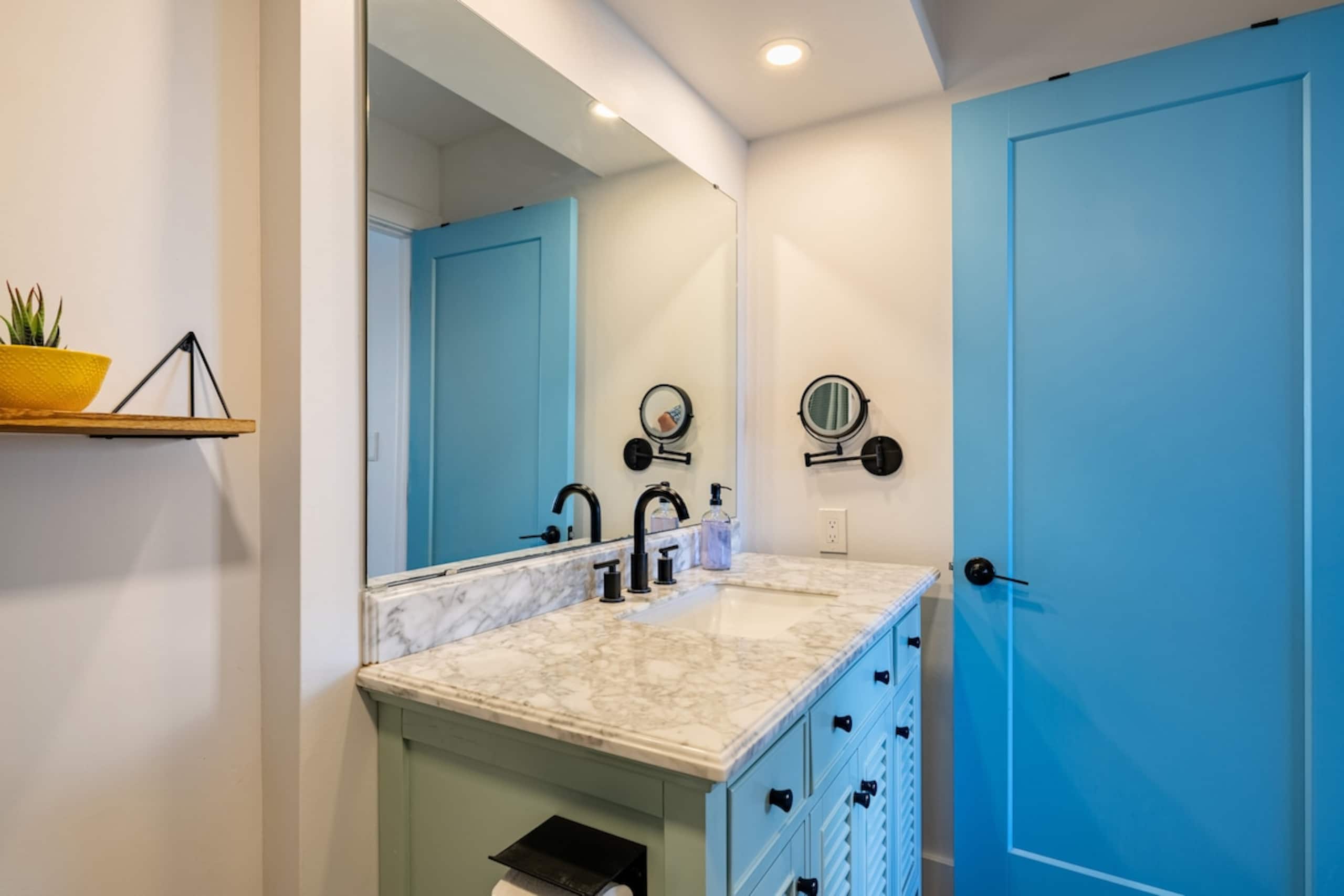 Ocean View High Floor Remodeled - Photo 19