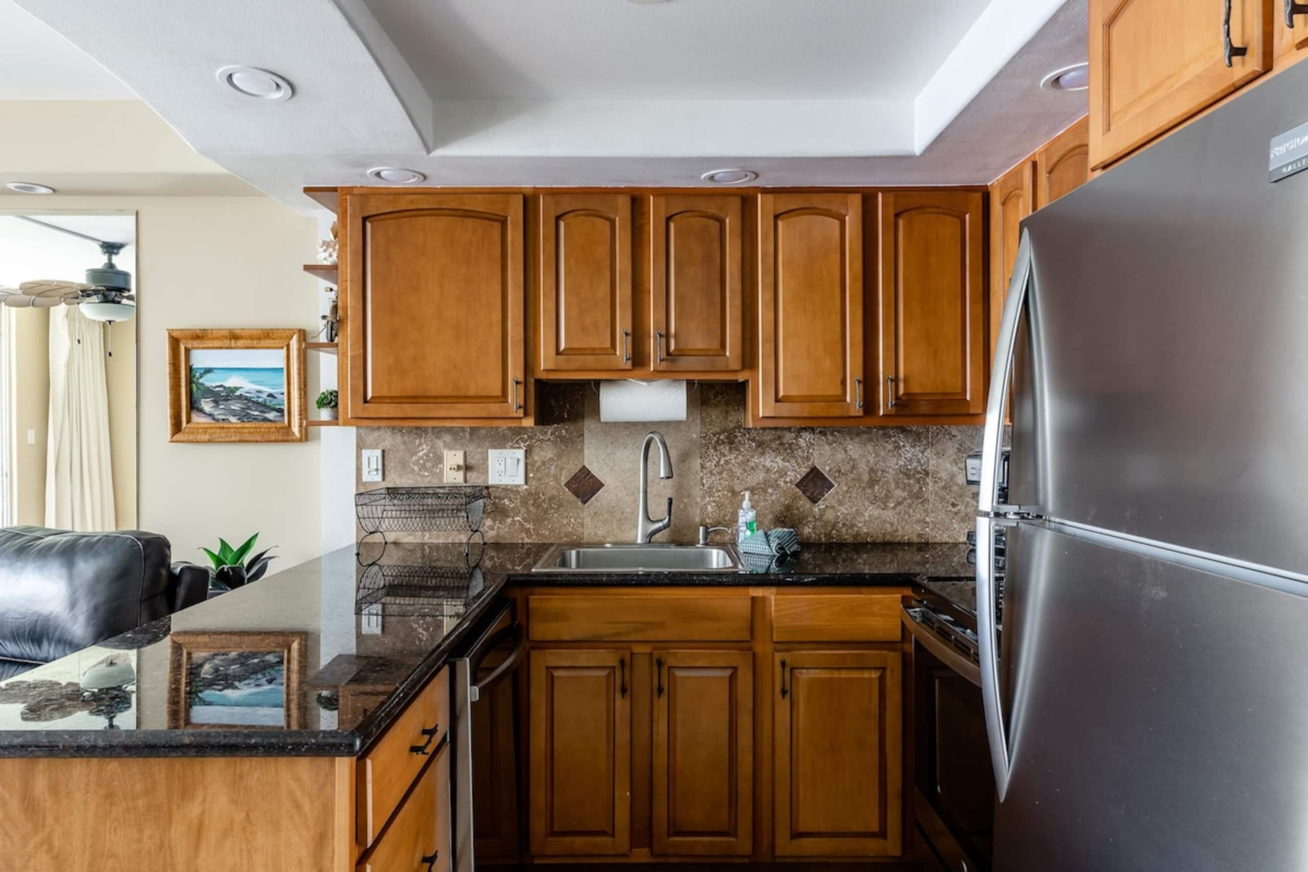 Stunning Oceanfront 1bd - Maalaea Kai 315 - Photo 12