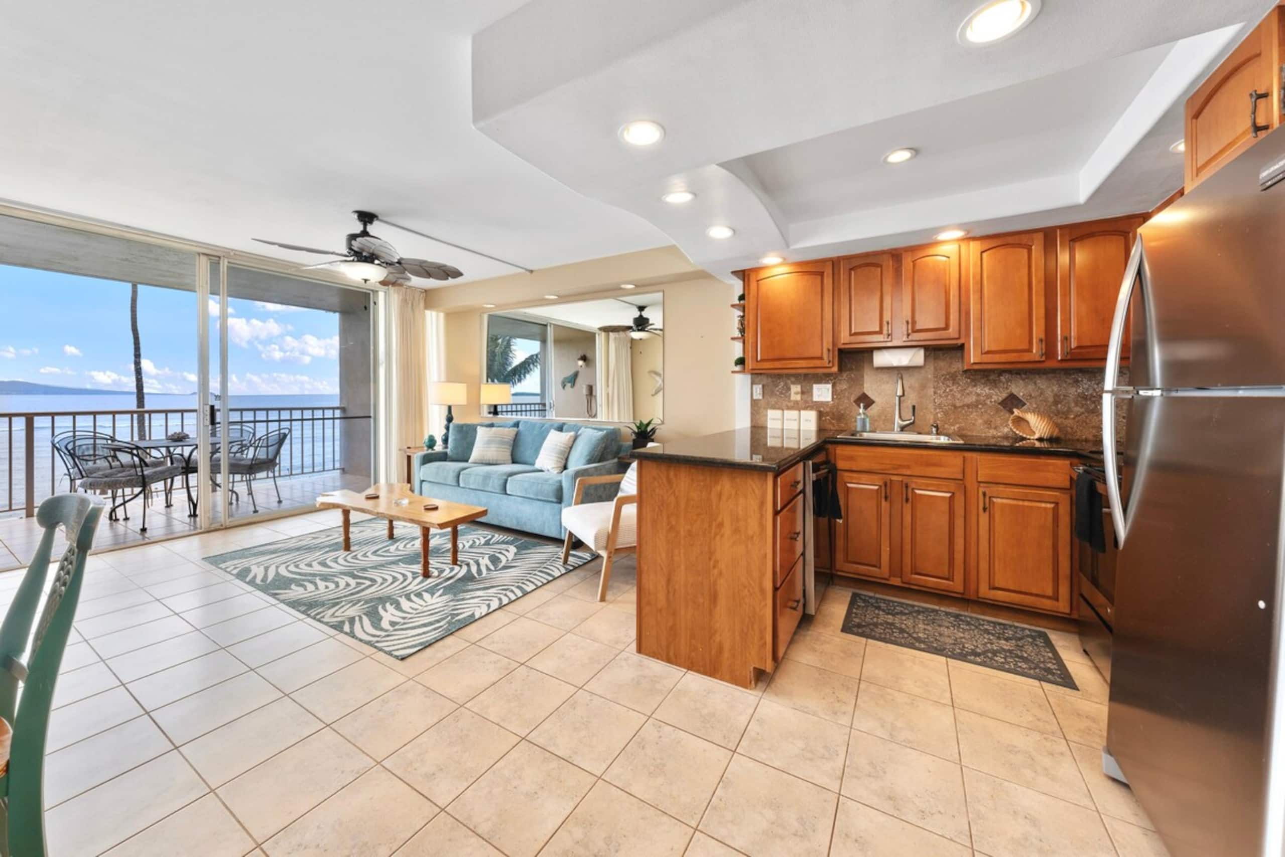 Stunning Oceanfront 1bd - Maalaea Kai 315 - Photo 10