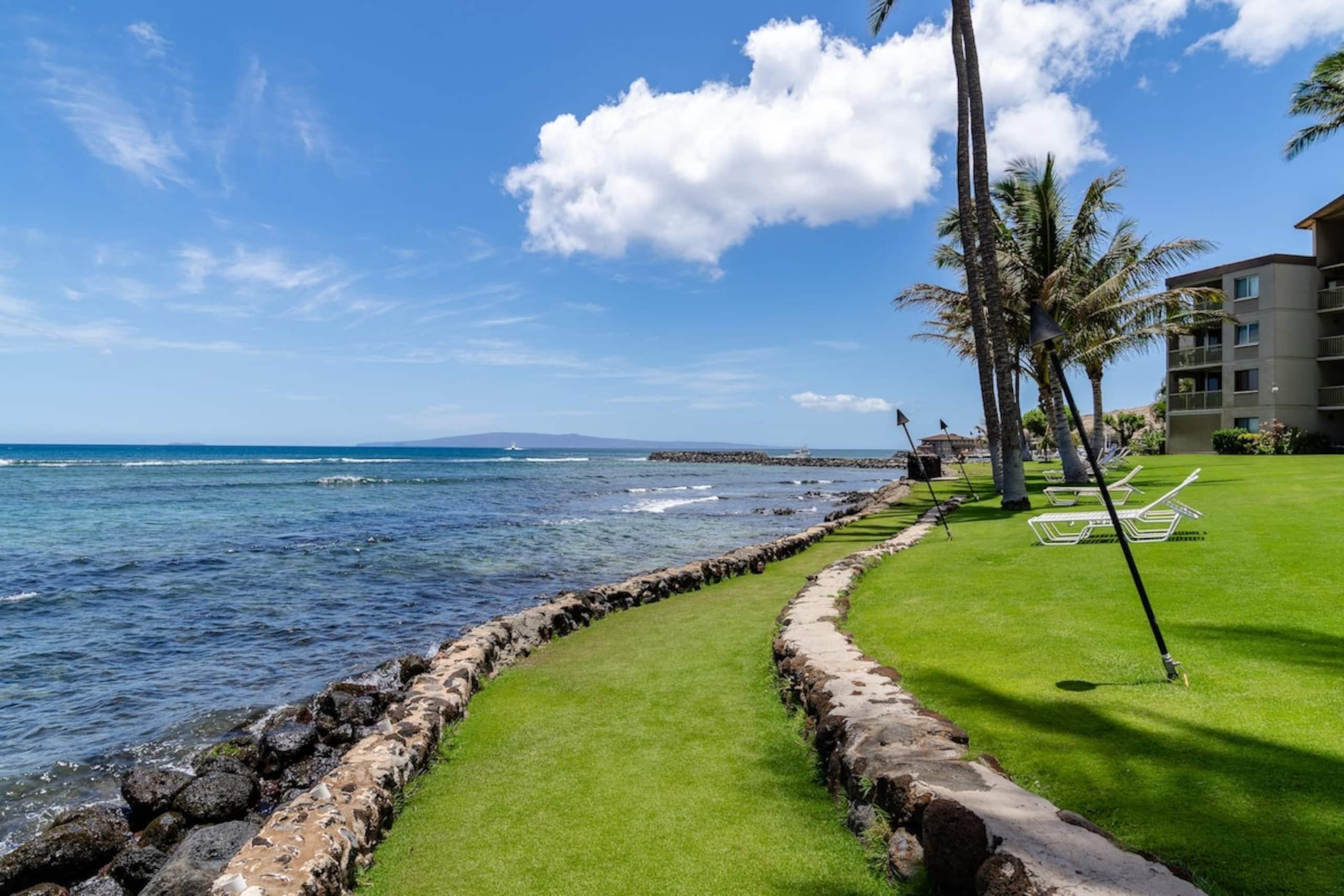 Stunning Oceanfront 1bd - Maalaea Kai 315 - Photo 42