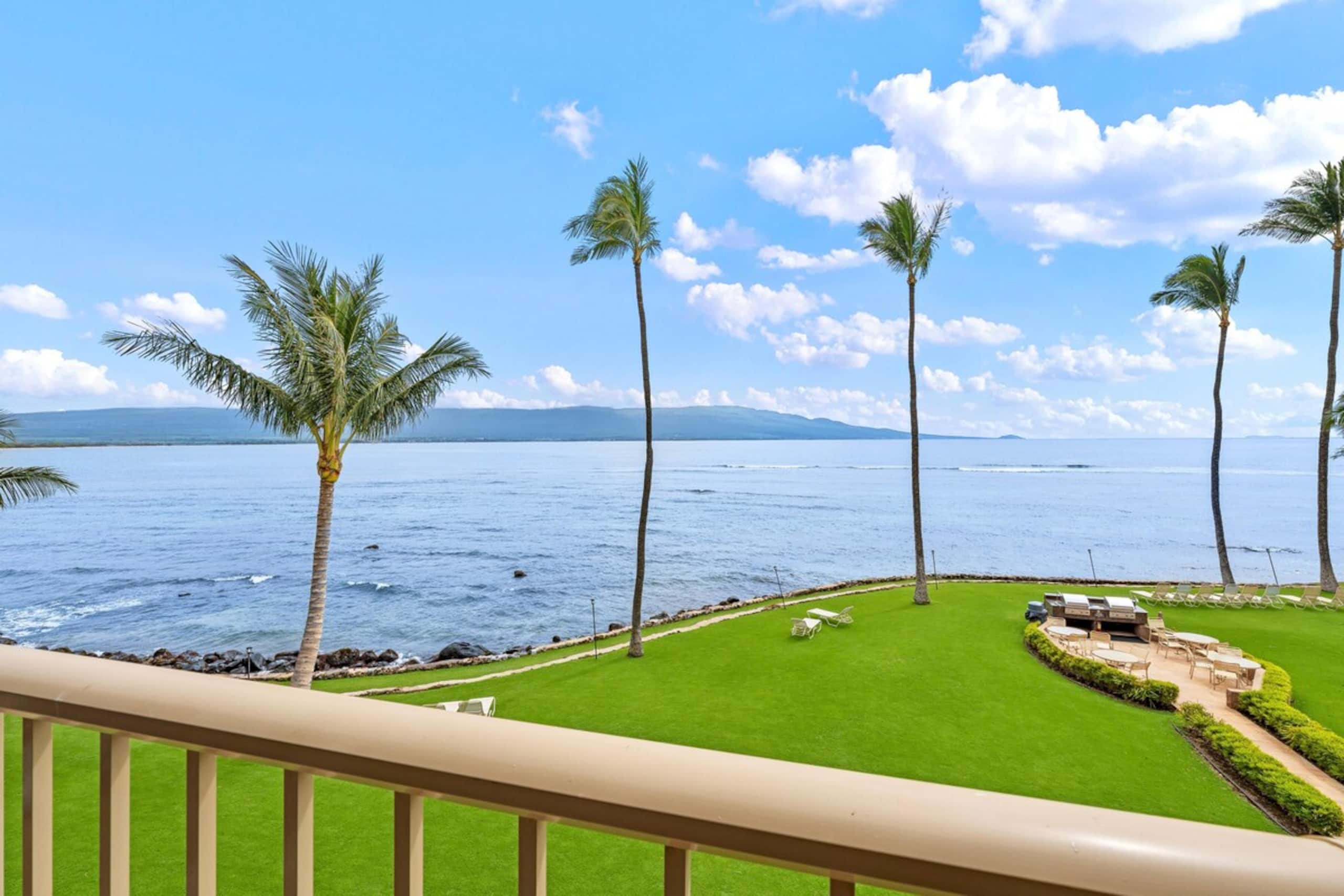 Stunning Oceanfront 1bd - Maalaea Kai 315 - Photo 17