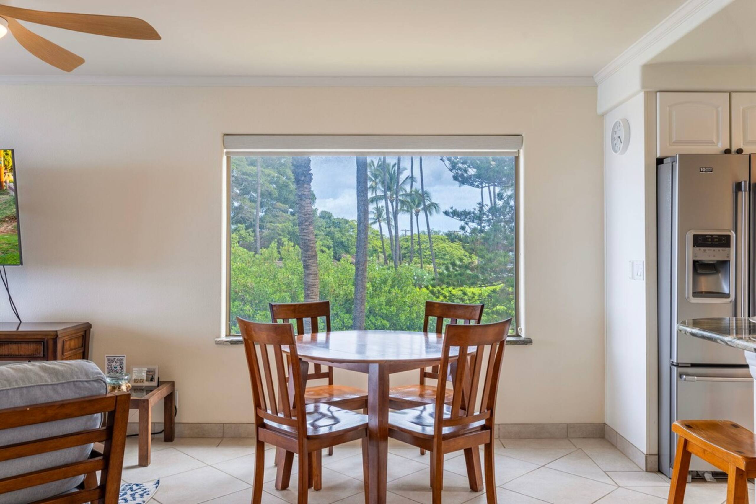 Oceanfront, 2bedroom condo, AC, 6 mile sandy beach - Photo 15