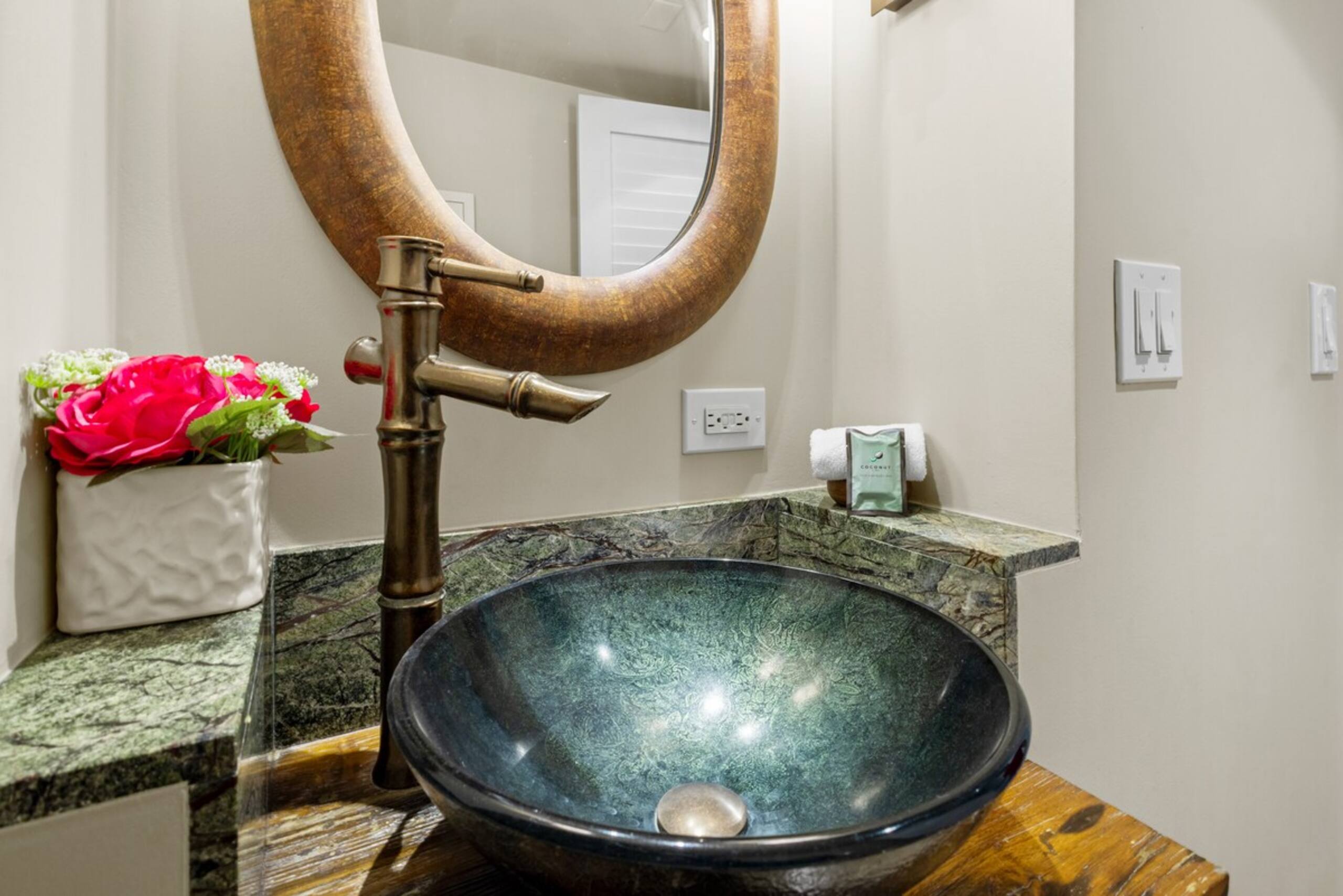 Stunning Koa Resort 3bd Villa with private Jet Spa - Photo 34