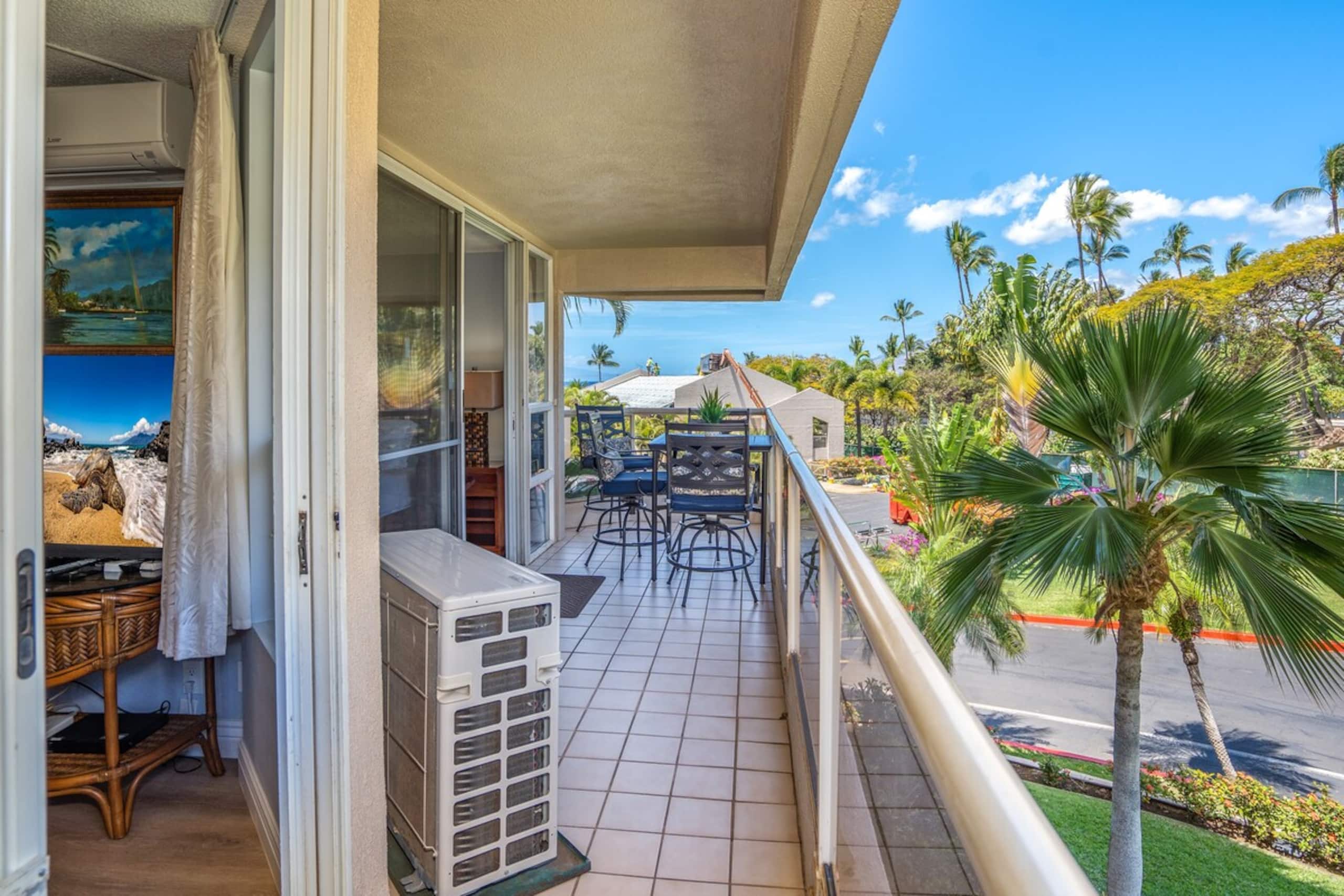 Maui Banyan, King Bed, Ocean View, Across Kamaole - Photo 25