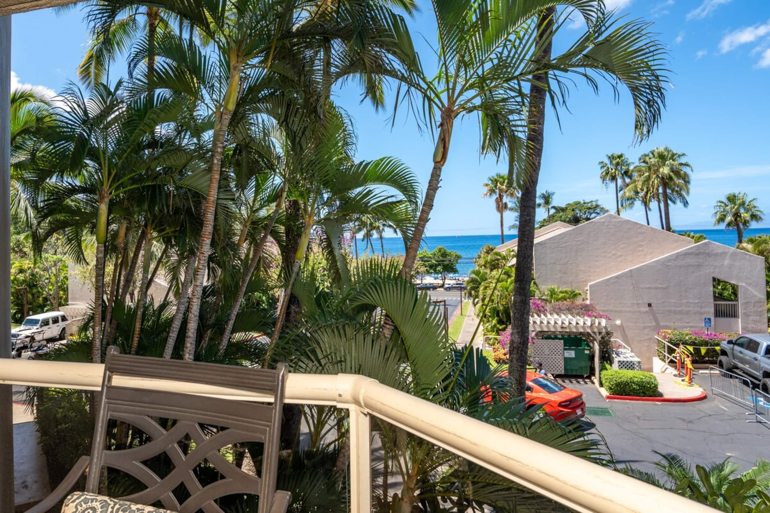 Maui Banyan, King Bed, Ocean View, Across Kamaole - Photo 27