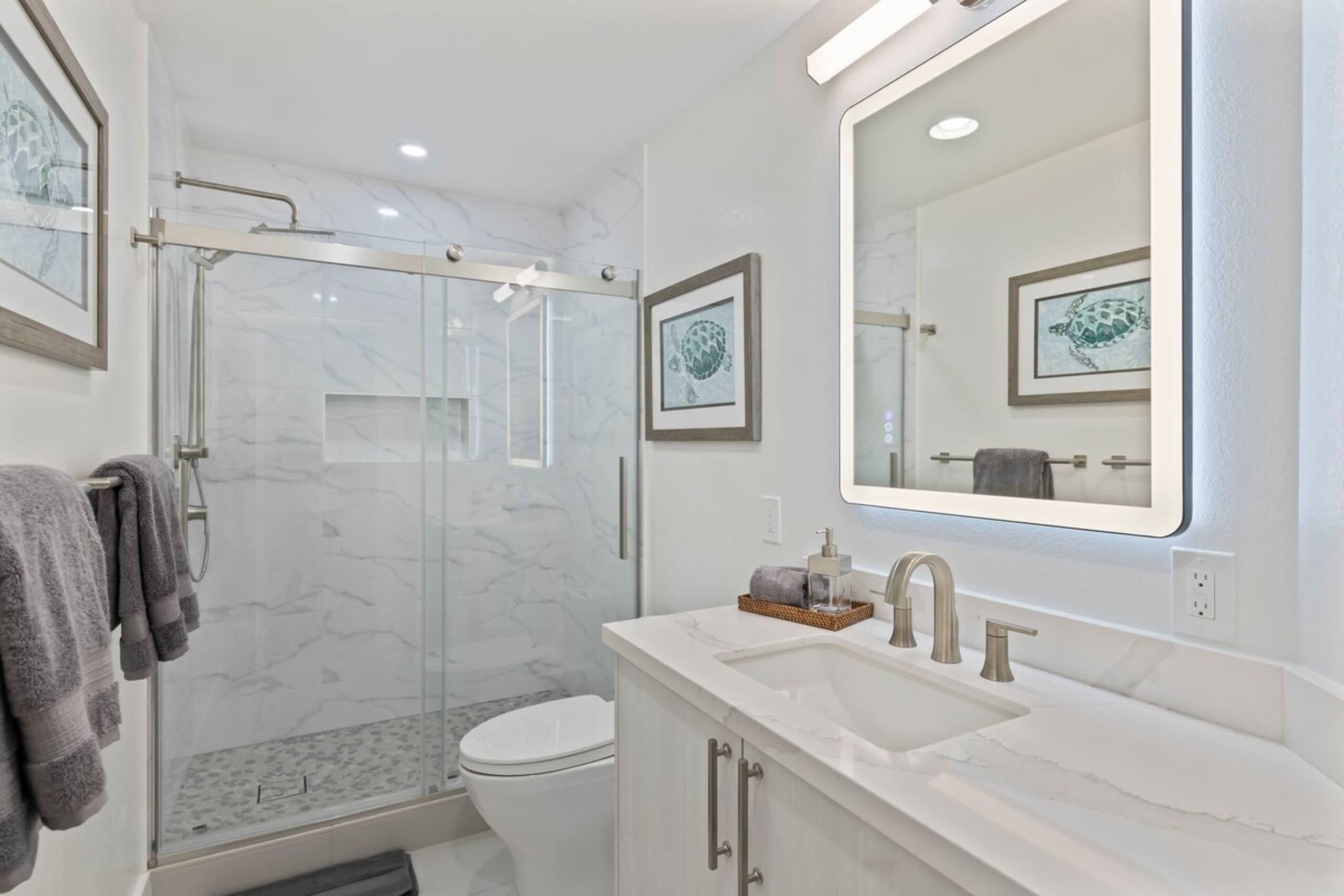 Newly Remodeled-Quiet Location - Photo 33