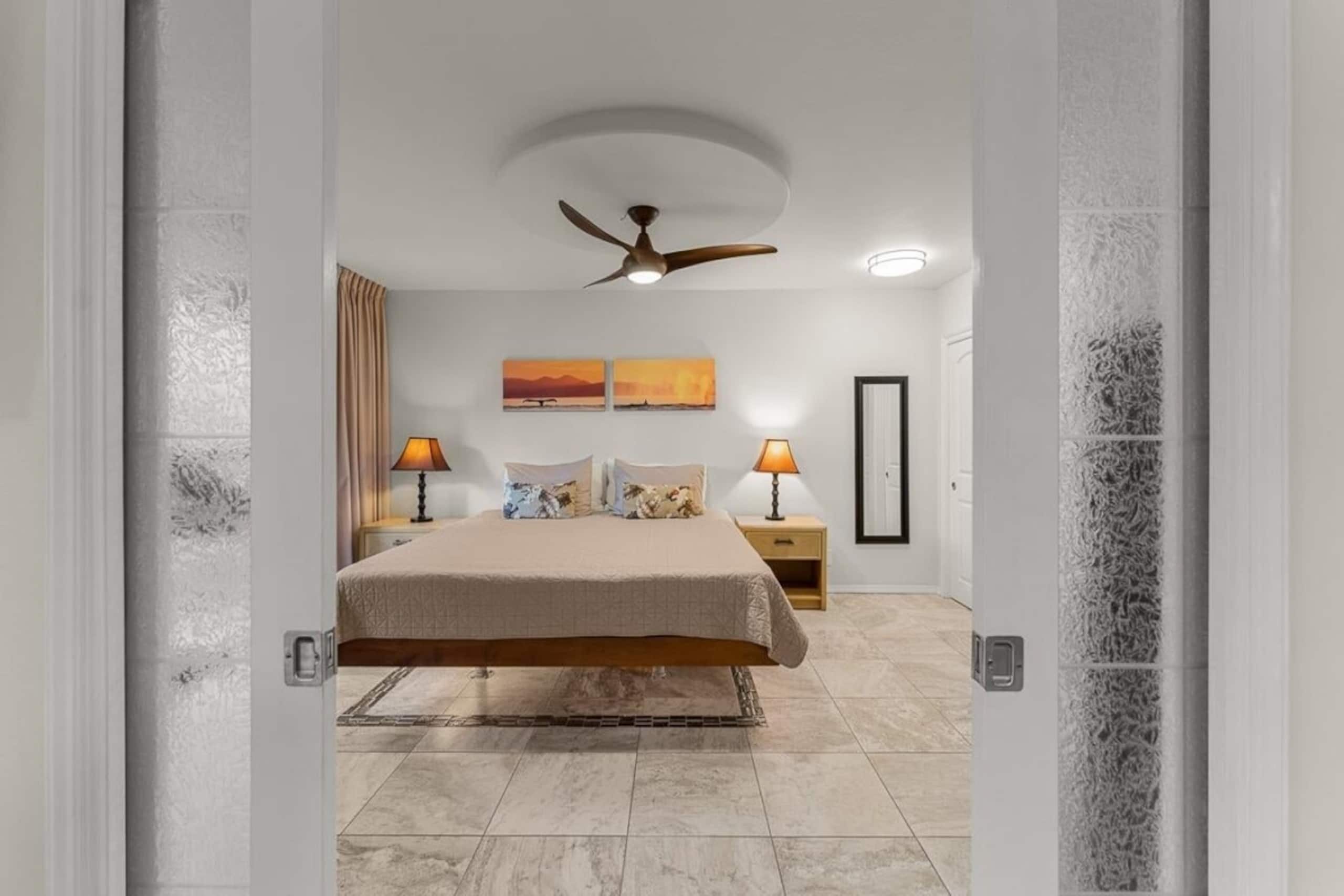 Luxury Condo at Kameole Beach - Photo 10