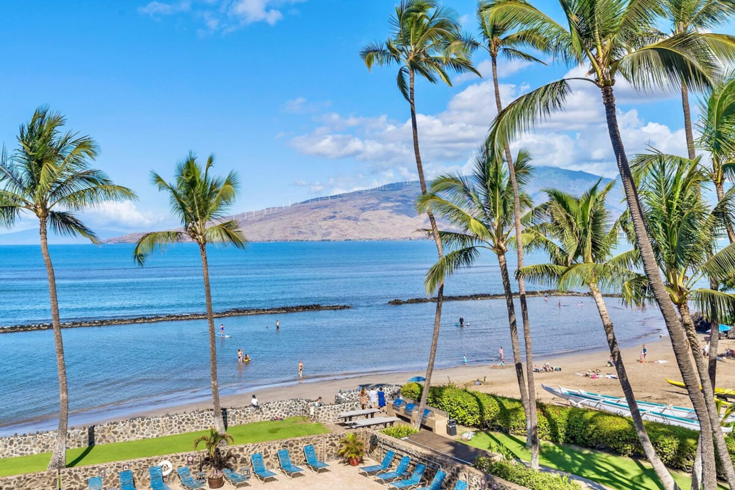 Stunning Ocean Views I Menehune Shores 407 - Photo 15