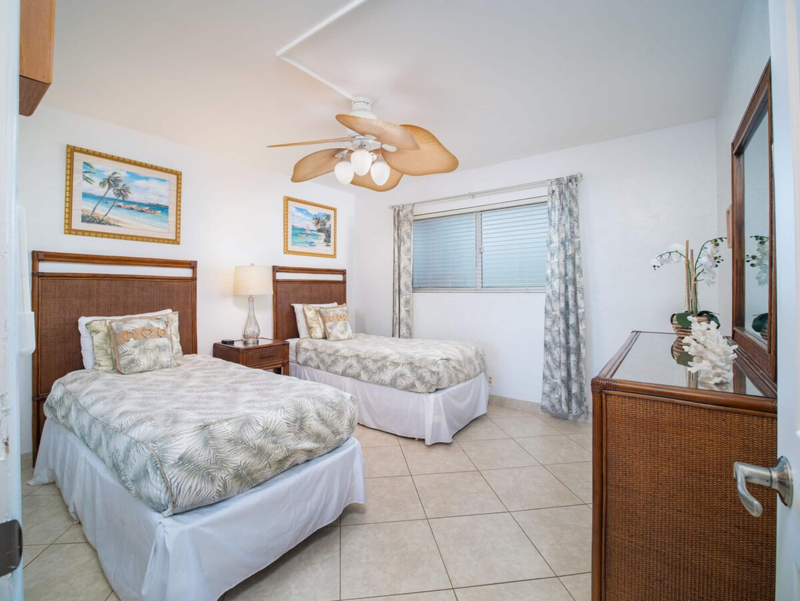 Stunning Ocean Views I Menehune Shores 407 - Photo 22