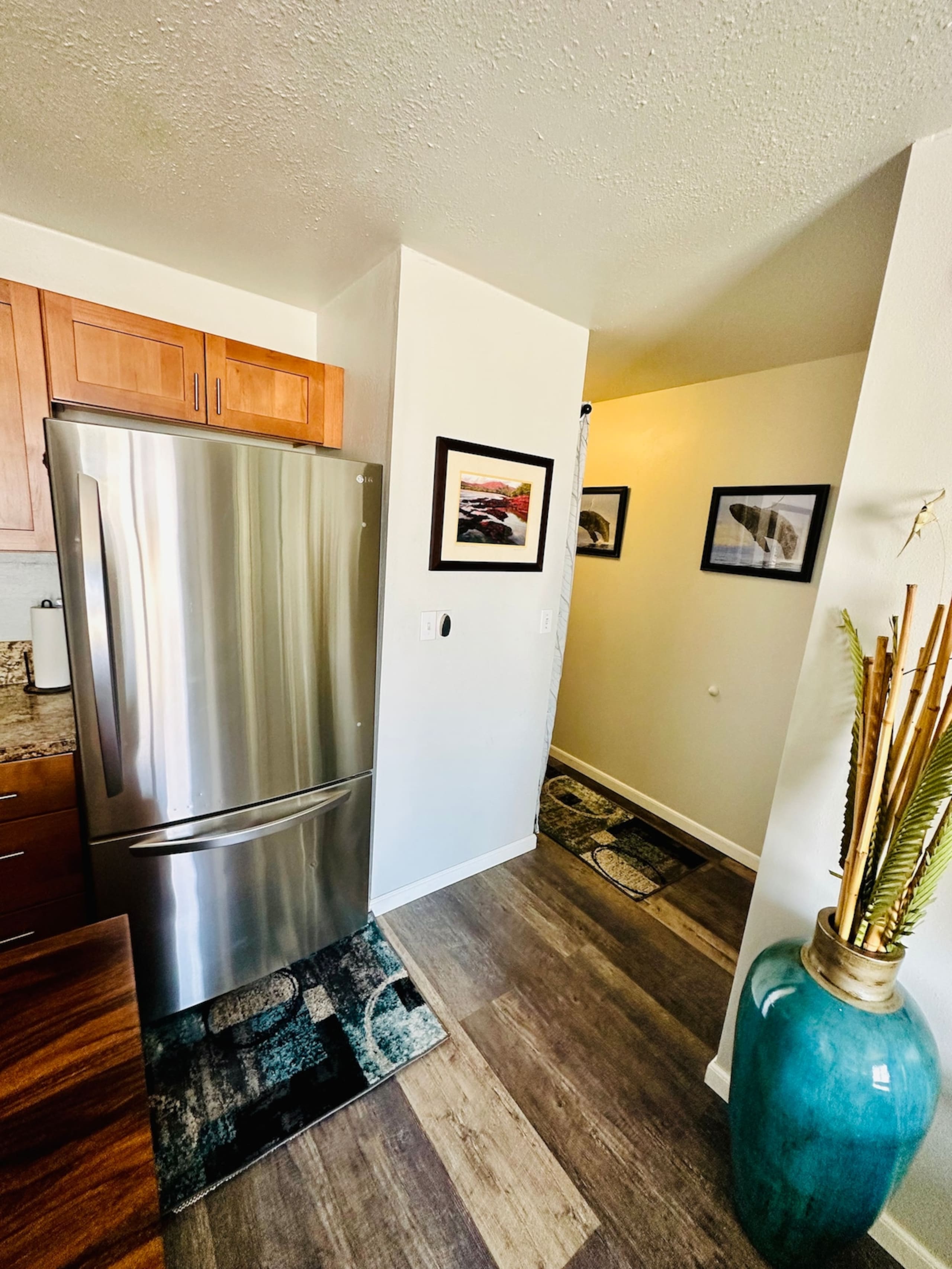 The Maui Beach Villa, Parking at Private Entry - Photo 7